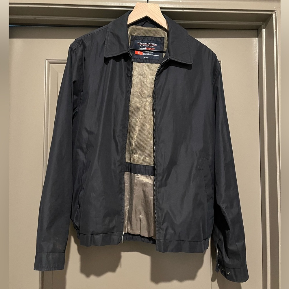 Roundtree & Yorke Men's Black Windbreaker